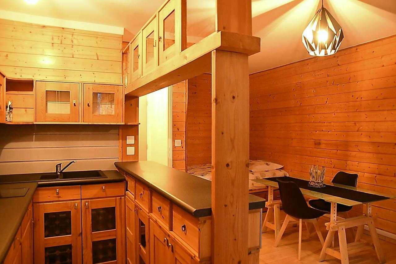 F1 Entier Cosy Style Chalet Montgeron, Proche Paris Экстерьер фото